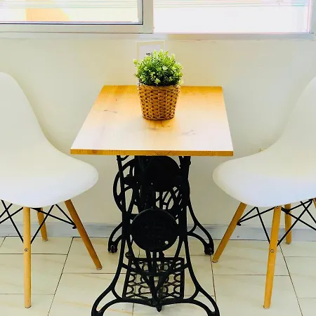 Estudio 4 En El Centro De Pontevedra