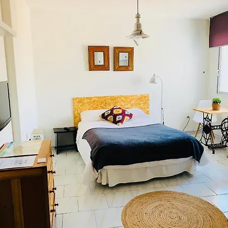 Estudio 4 En El Centro De Pontevedra